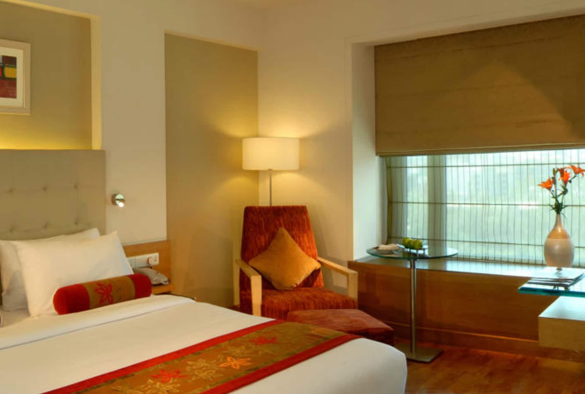 Radisson Mumbai Goregaon Bagian luar foto