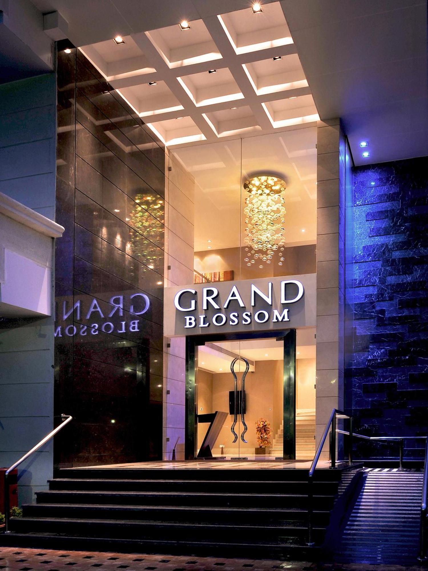 Radisson Mumbai Goregaon Bagian luar foto